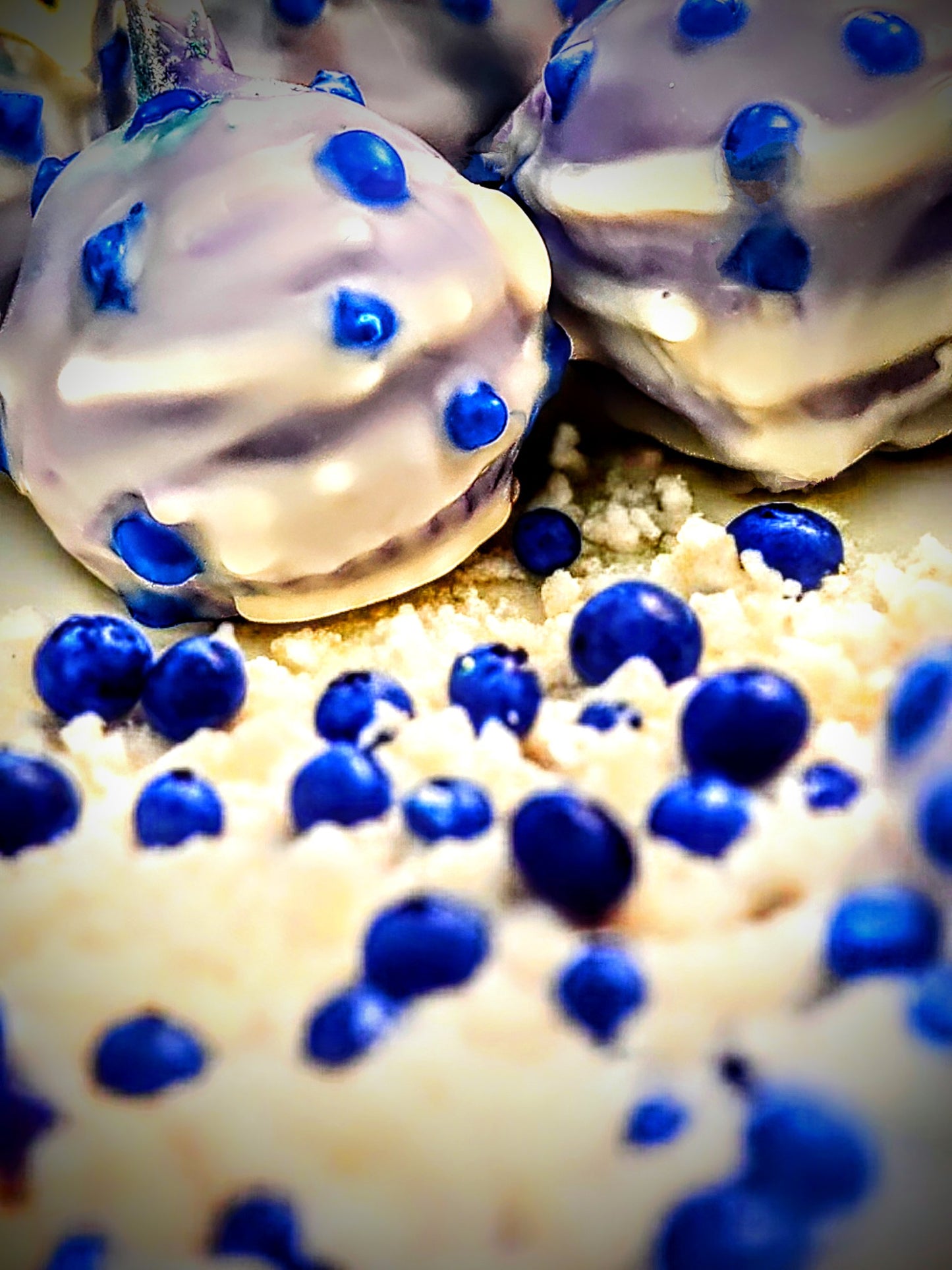 BLUEBERRY GRANOLA CAKE POP WAX MELT